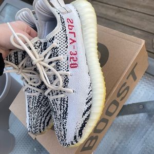 Yeezy Boost 350 V2 Zebra (white/black/red)